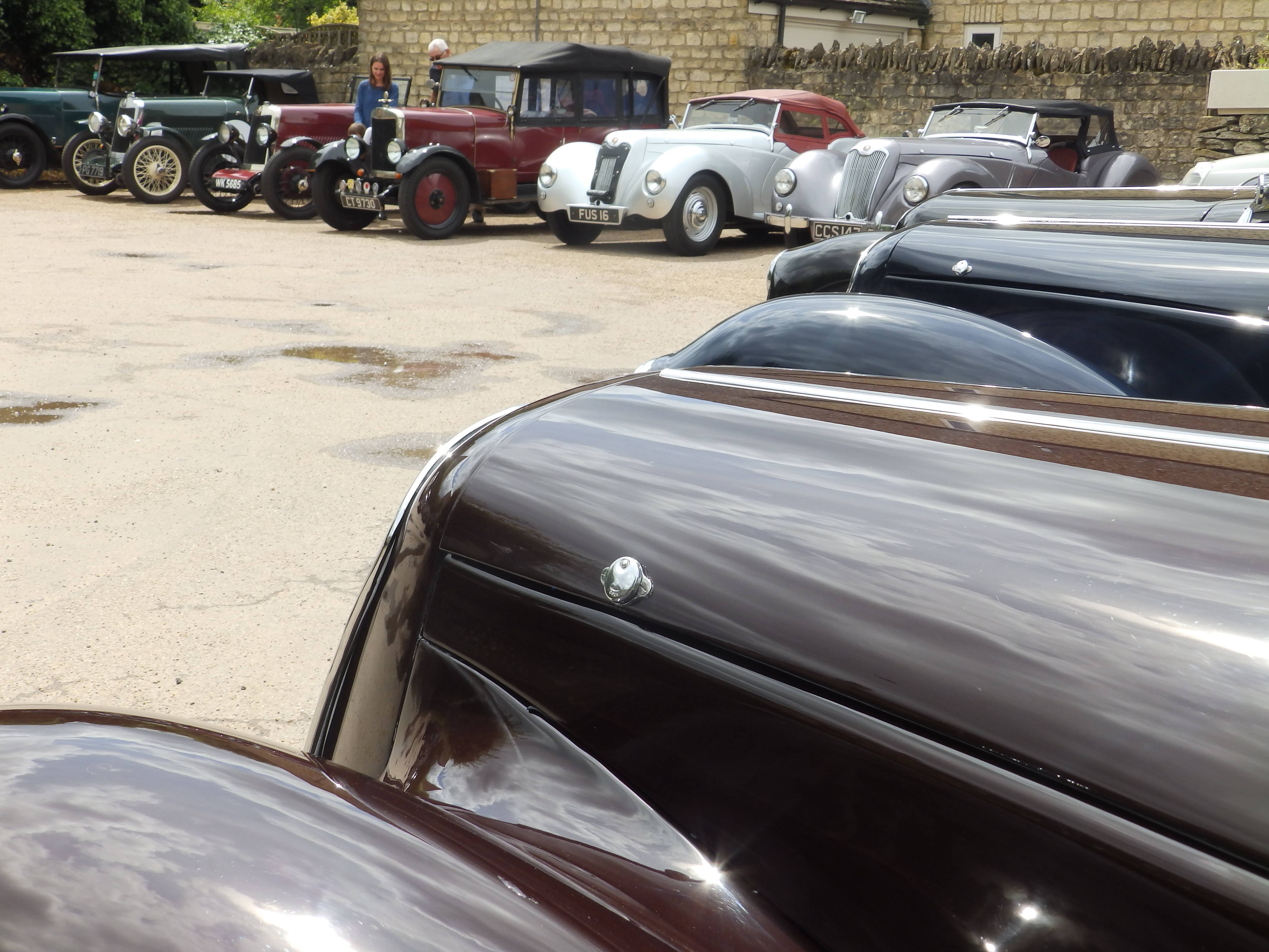 Lea-Francis cars assembled in pub car park